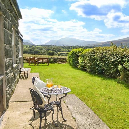 Coed Bolyn Lodge Llanddeiniolen Bagian luar foto